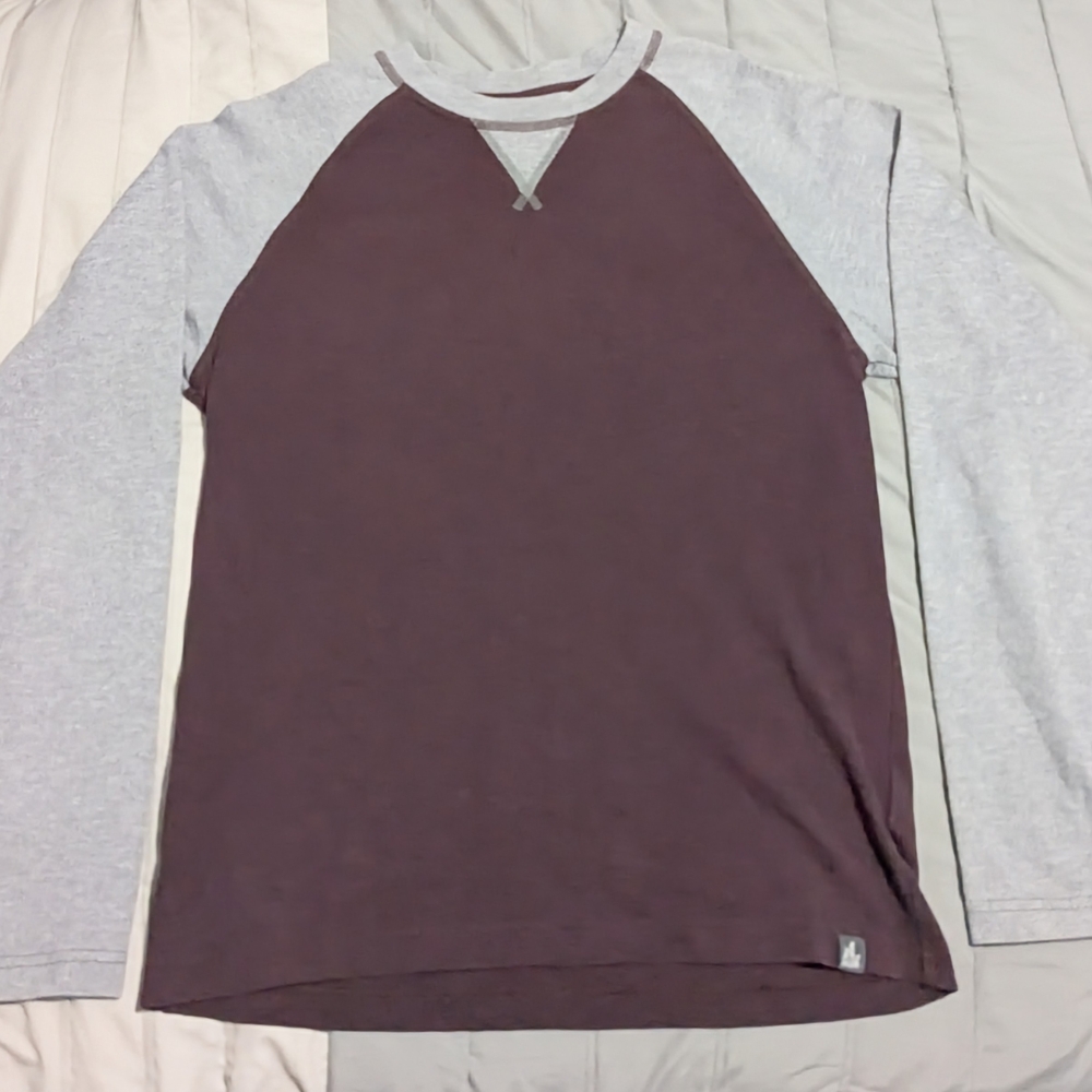 Men's Raglan Long Sleeve Shirt - Gray and Brown